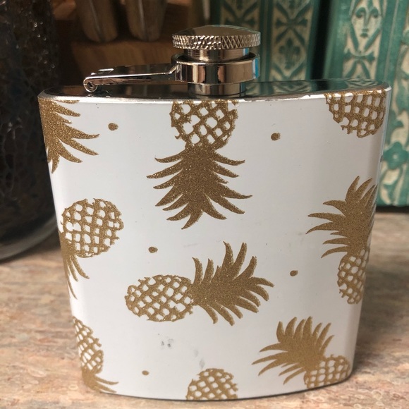 ๐ ๐๐น๐ฎ๐๐ธ๐ - Picture 4 of 16